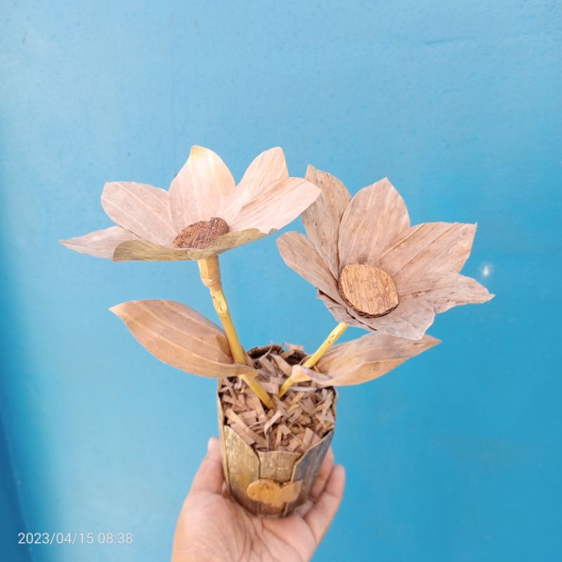 kerajinan pelepah pisang prakarya daun pisang bunga dari daun pisang vas bunga pelepah pisang