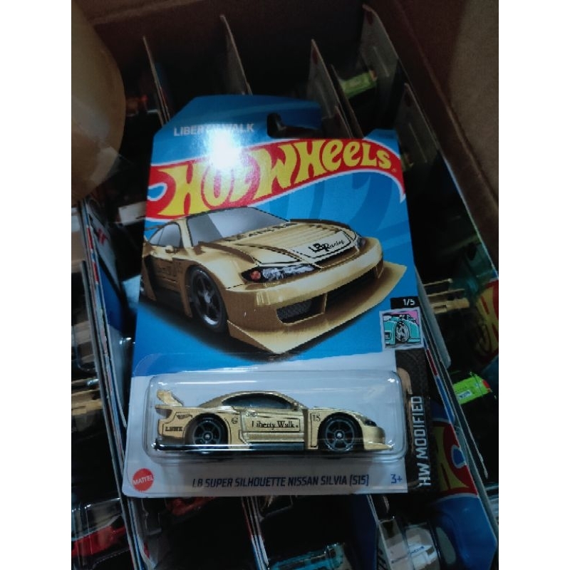 HOTWHEELS LBWK NISSAN SILVIA S15 GOLD