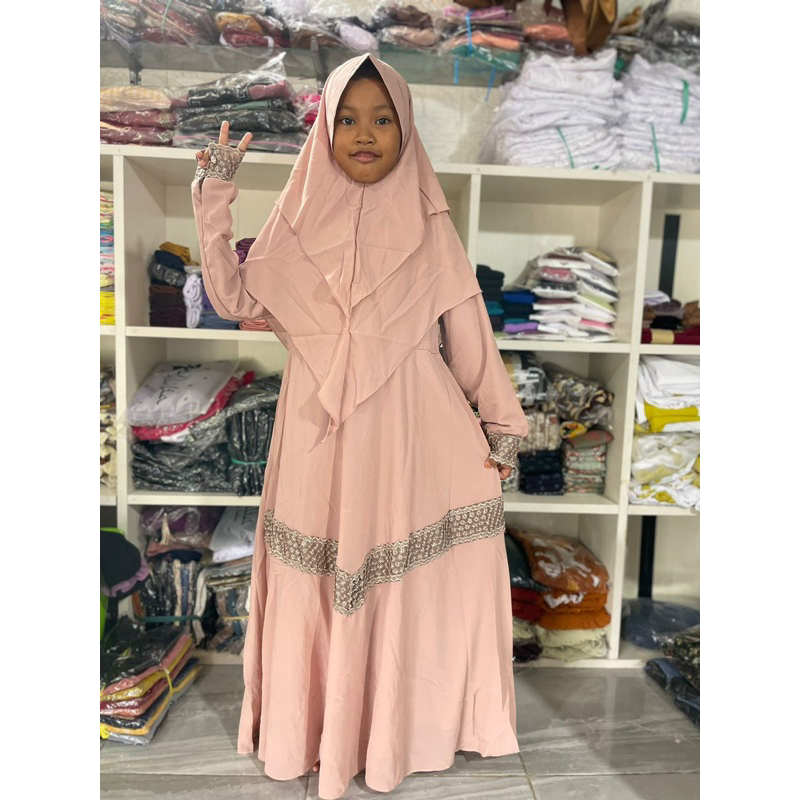 gamis renda anak