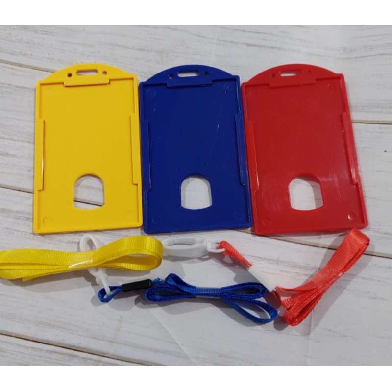 

NAME TAG DATA-EX TALI+ID/- Id Card plastik+TALI (1 SET DENGAN TALI) / UK 10X6CM