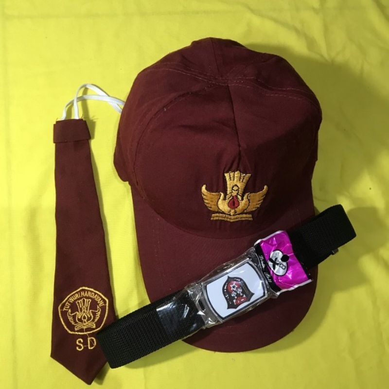 Paket topi dasi bordir dan sabuk SD