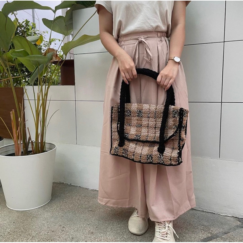 Tas Laptop Rajut - AMARA