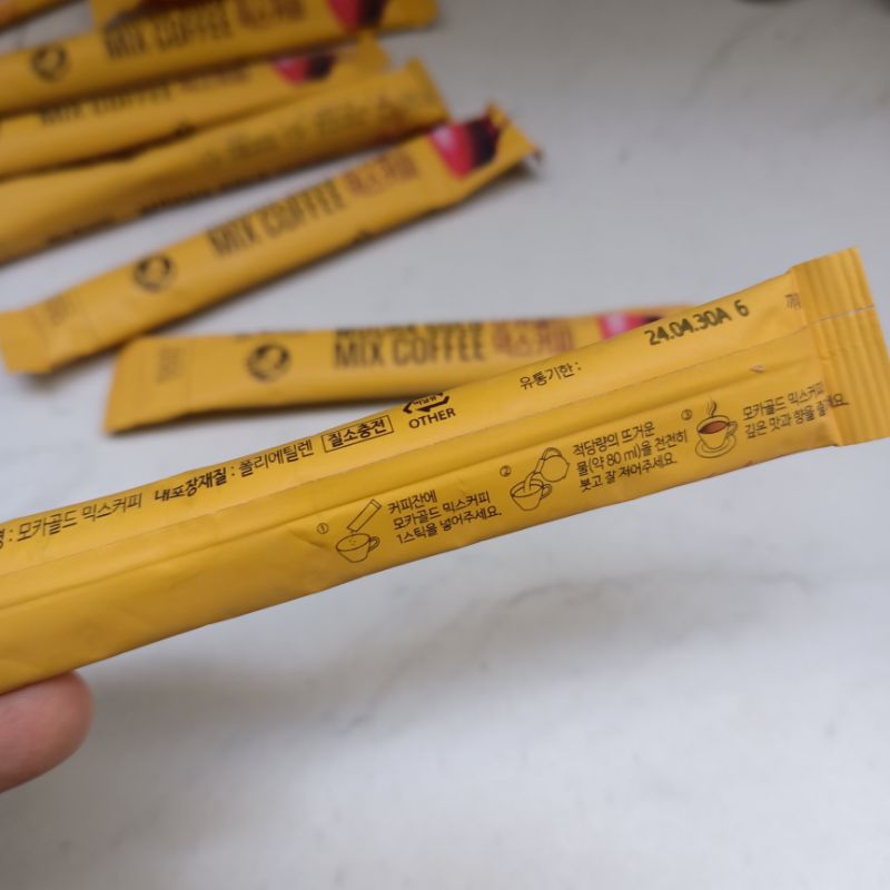 

kopi instant Korea no brand mocha gold mix coffee