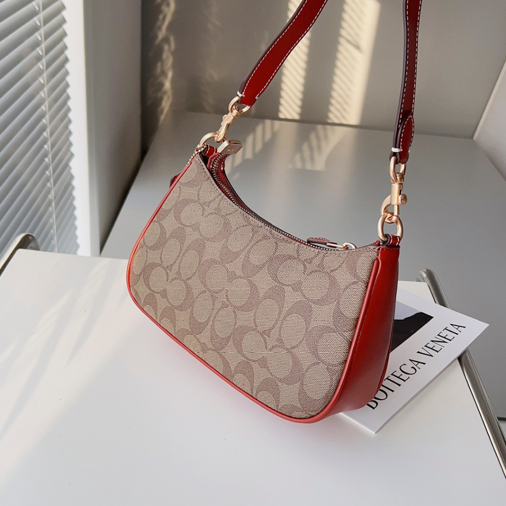 Coach Original CE848 CJ604  604  Snoopy Co branded Underarm Bag Crossbody Bag Single Shoulder Bag Handbag  yxb  848