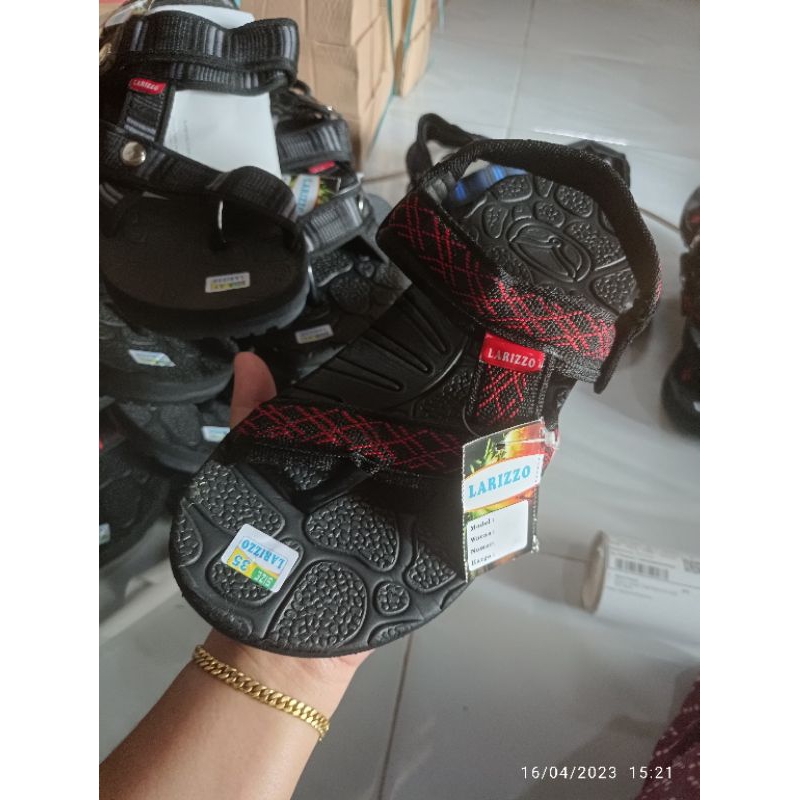 SANDAL GUNUNG ANAK SOL KARET size 33-37 100% LENTUR