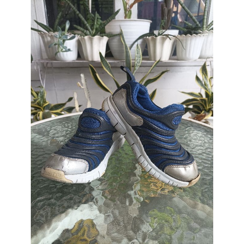 Preloved Second Bekas Sepatu Anak Nike Dynamo Biru Silver