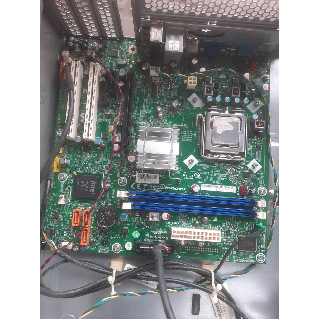 MOBO G41 + PROSESOR E7400 CORE2DUO DDR3 SOKET 775