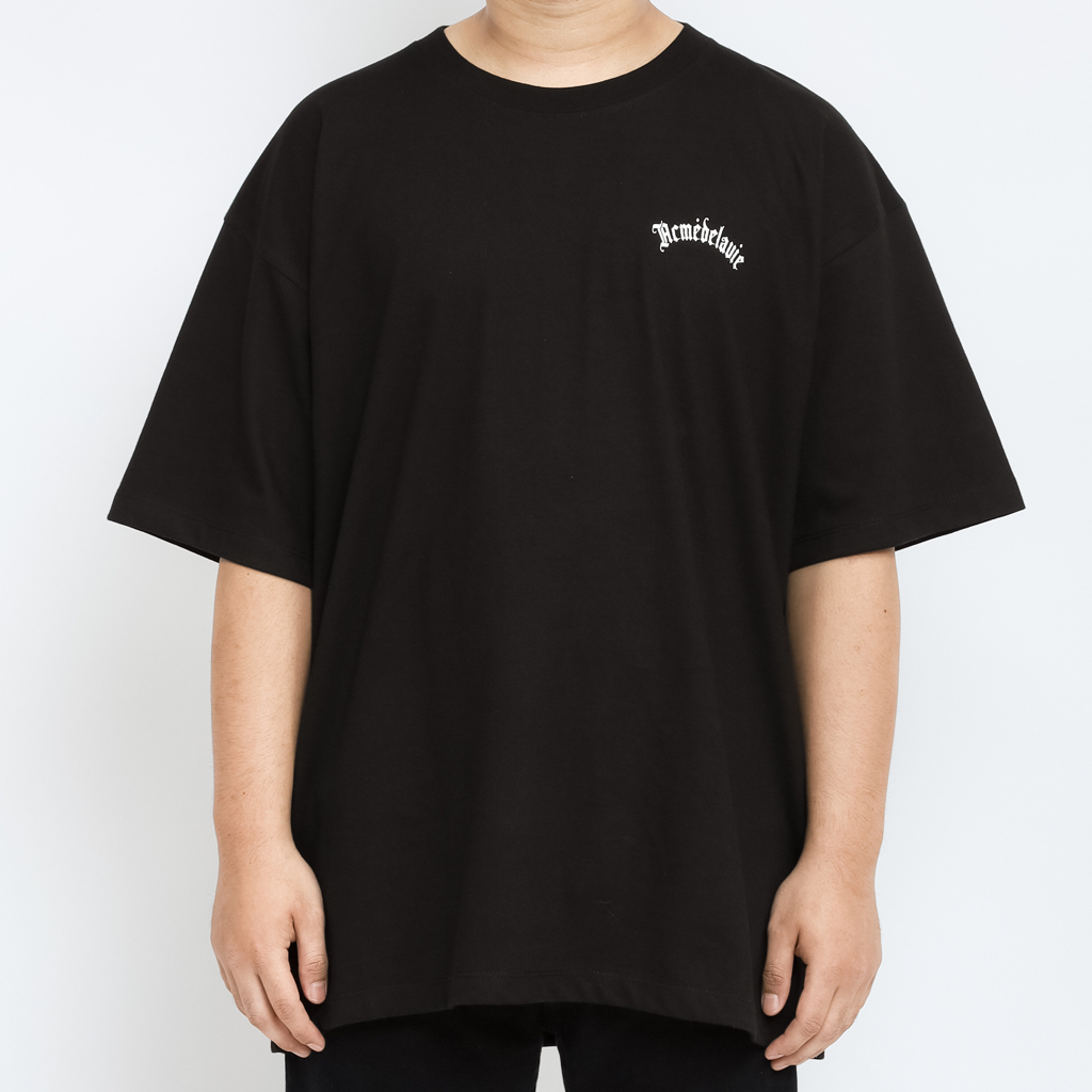 ADLV. Gold Chain Bear Doll Black Tee