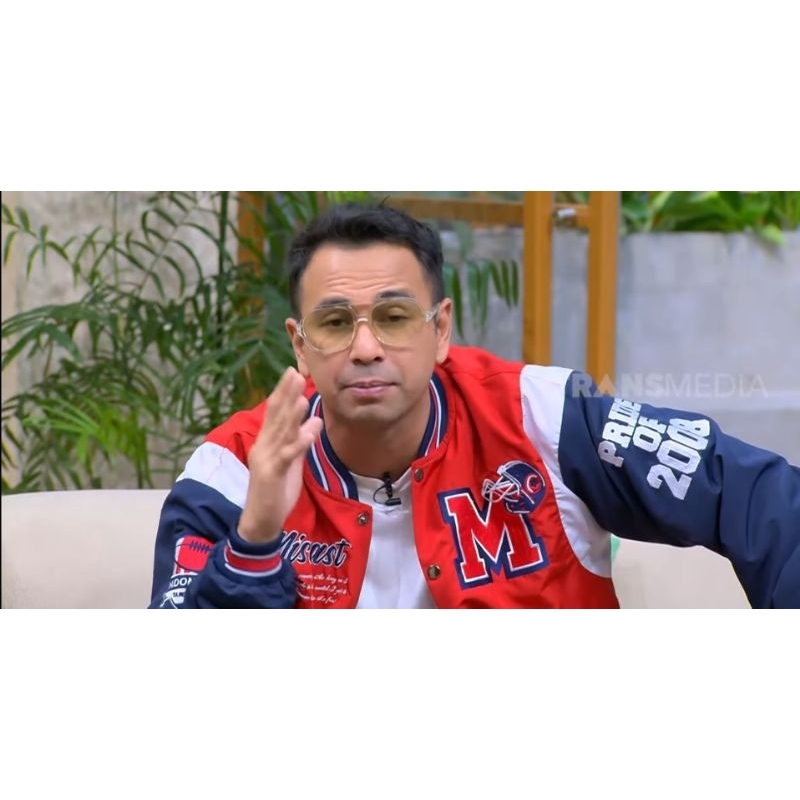 Miscast Varsity Jaket Vintage Eternal Red