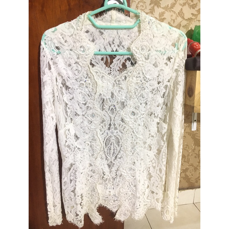 ✨ Preloved Kebaya Brokat Payet ✨