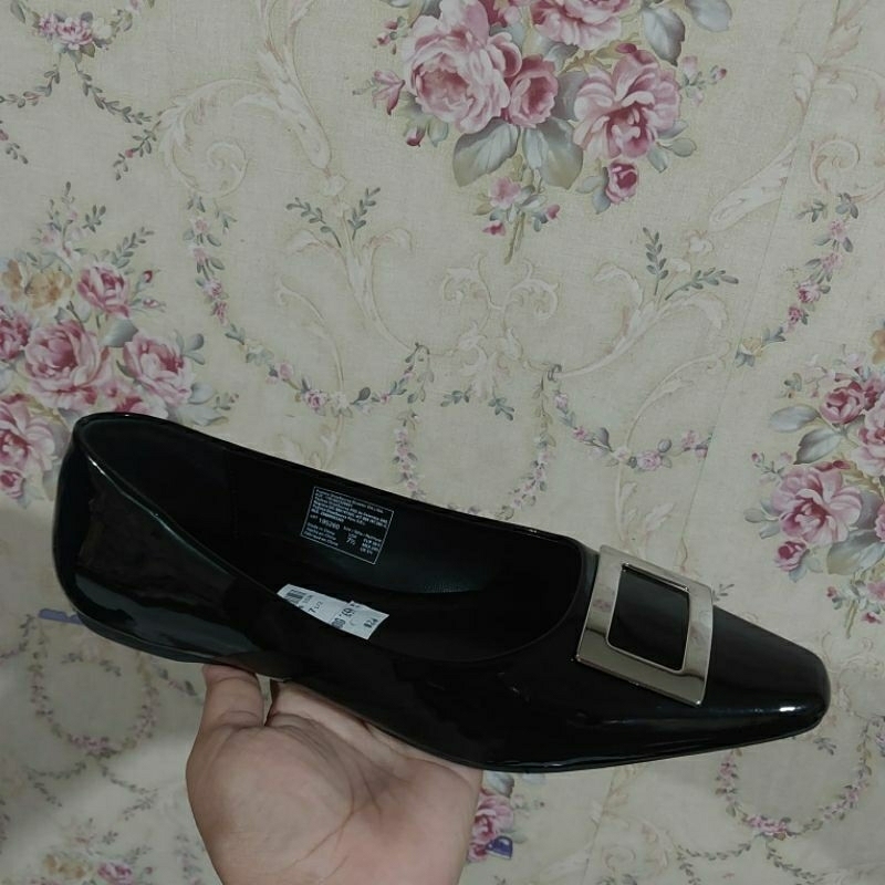 Sepatu Flat Fioni By Payless