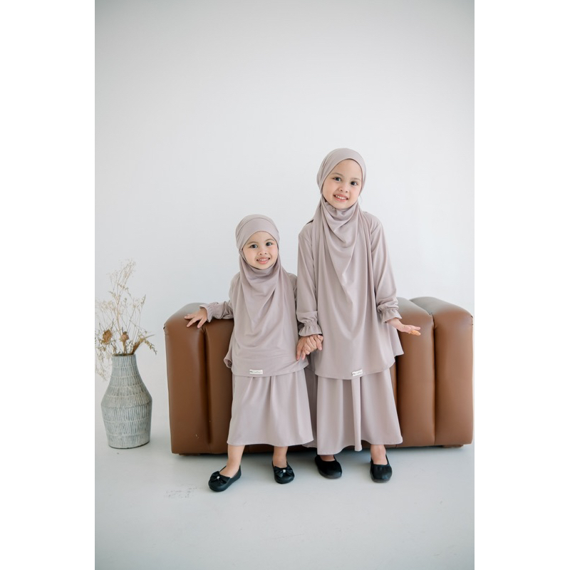 SYA’i Dress Cameelbaby include Hijab