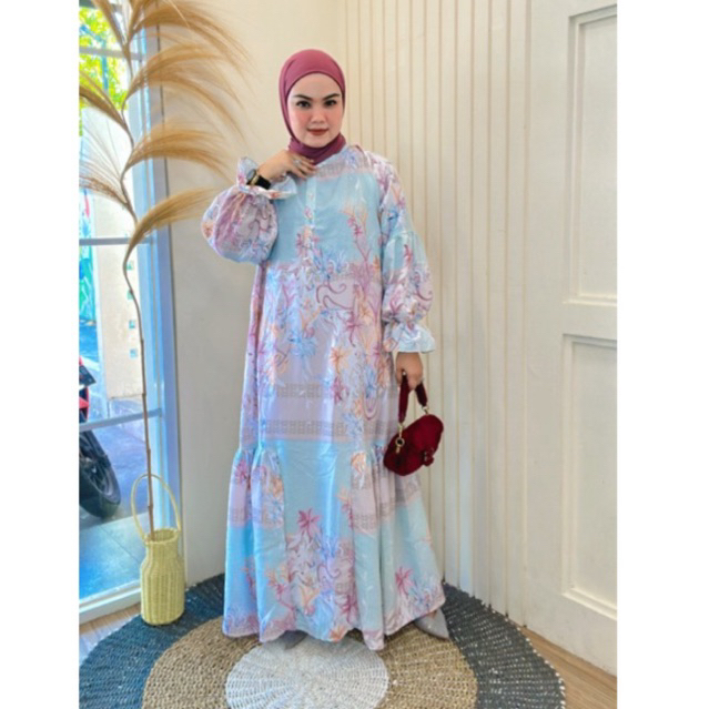 B1643 Dress 5557
