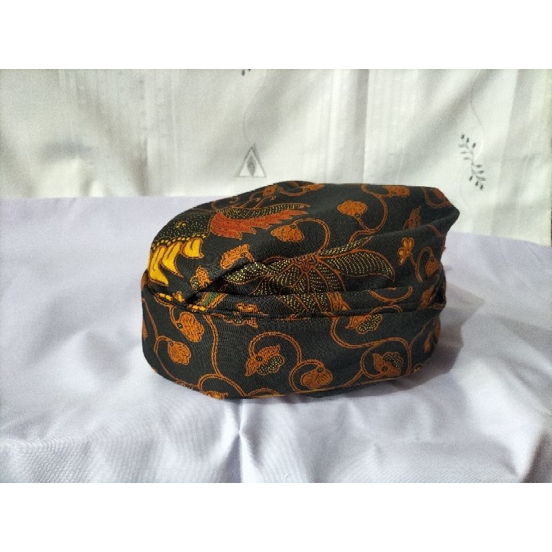 Udeng Bali Blangkon jero nyarikan mangku batik halus