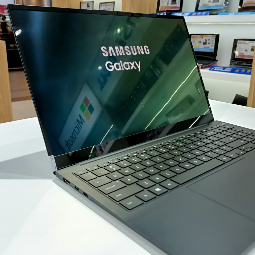 LAPTOP SAMSUNG GALAXY BOOK PRO EVO I7 1165G7 16GB 512GB IRIS XE FHD WIN 11 ORI