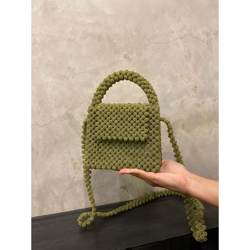 bhuvi || dahlia bag/ tas manik bludru/ velvet bag
