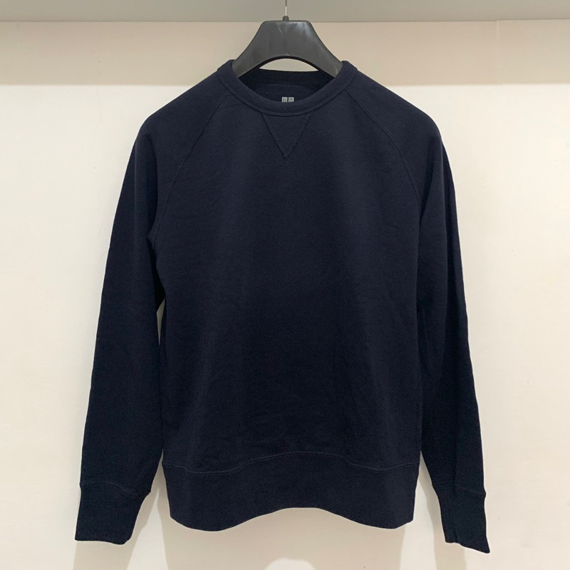 Uniqlo “Dark Navy” Blank Raglan Sweatshirt | Sweater Crewneck Outer Uniqlo Pria