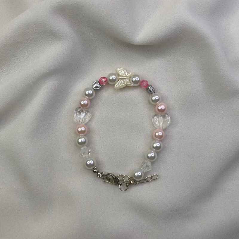 pinkish butterfly beads bracelet