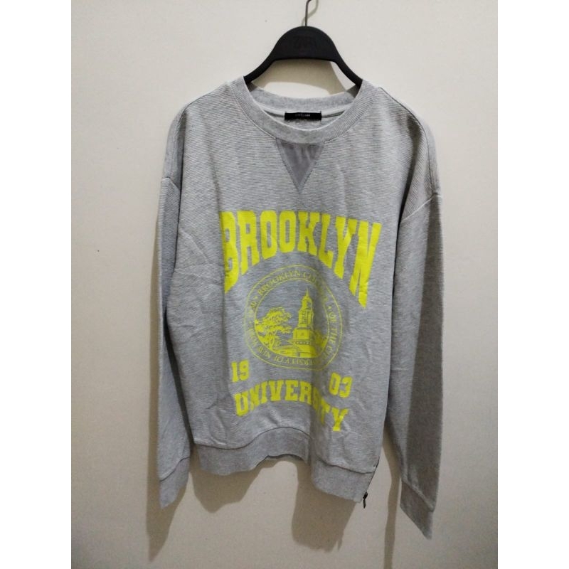 Preloved Crewneck Sweater Brooklyn University by Em Polham