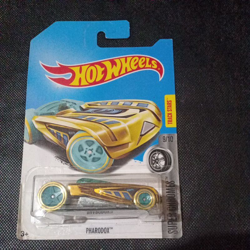 Hot Wheels Pharodox gold