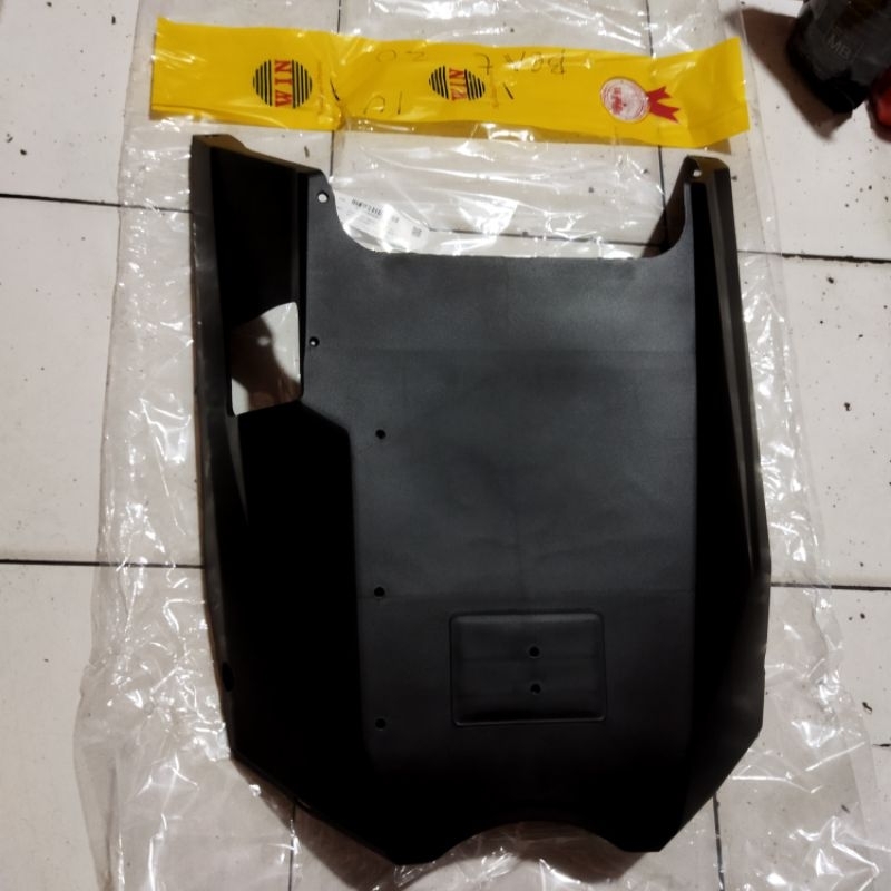 kolong footrest bawah Beat delux 20