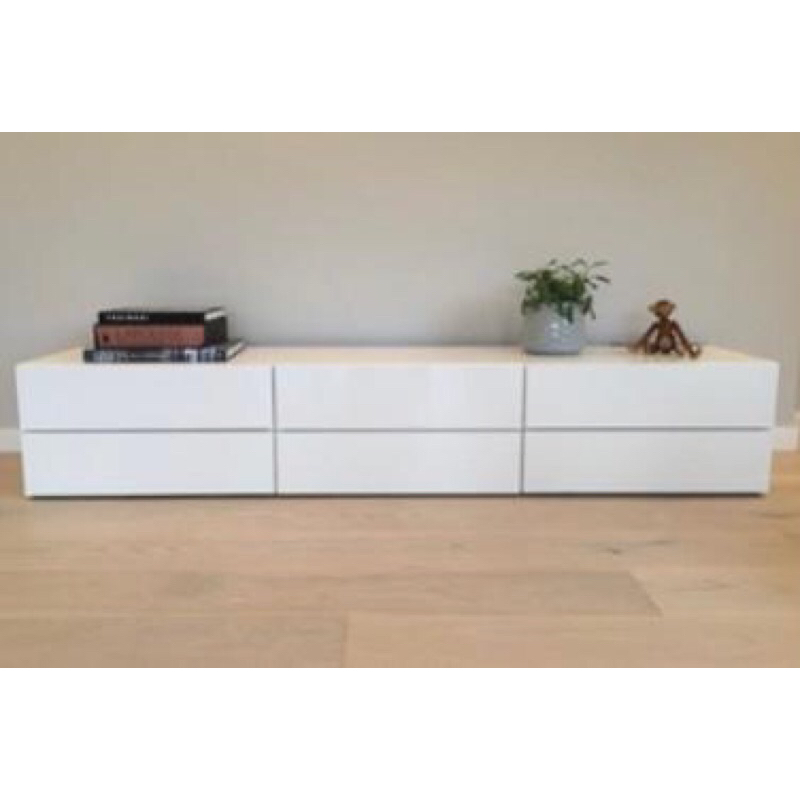 meja tv minimalis lapisan HPL