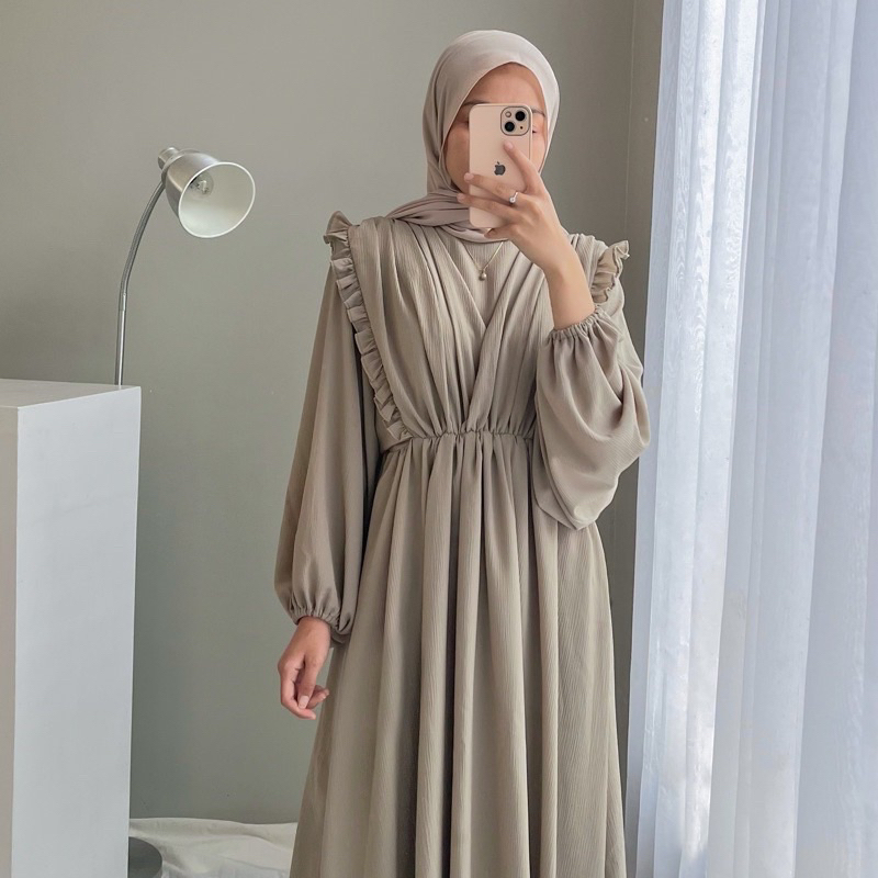 Preloved Eleore Dress by edmee size M