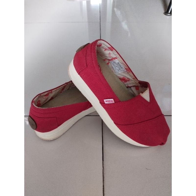 Preloved Sepatu Wakai Wanita