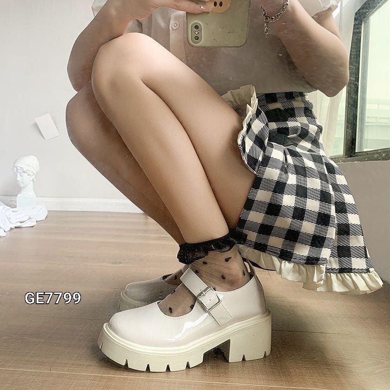 SEPATU GADIS KOREA HIKS GE7799 SIZE SAMPAI 42