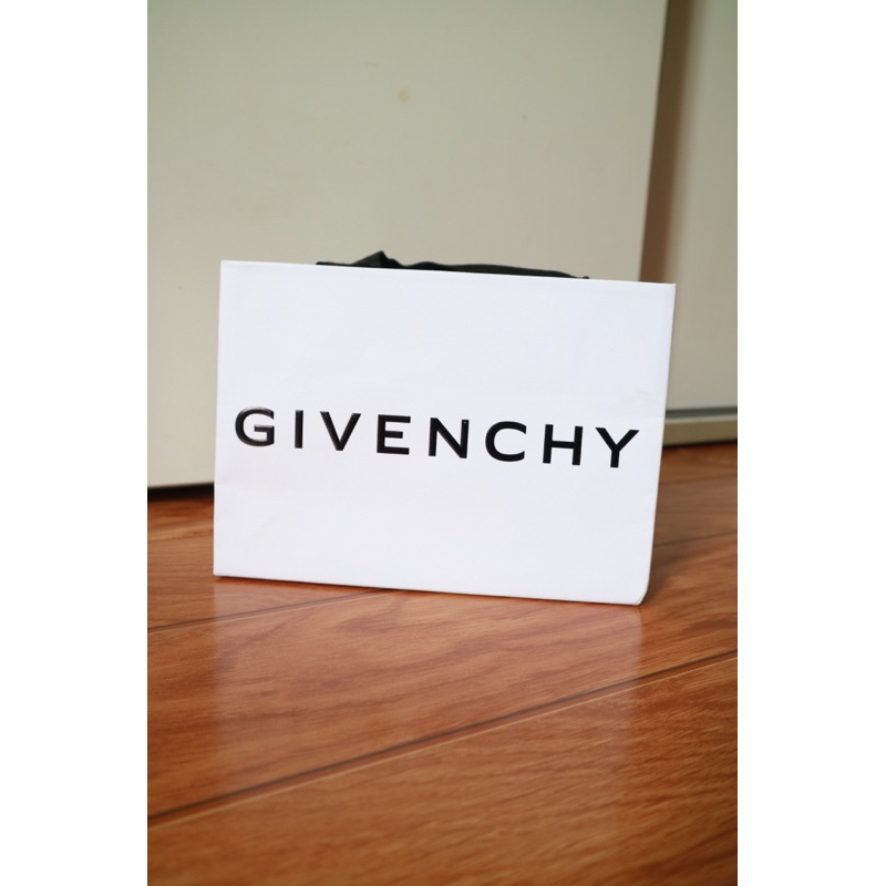 Paper bag Givenchy/small size
