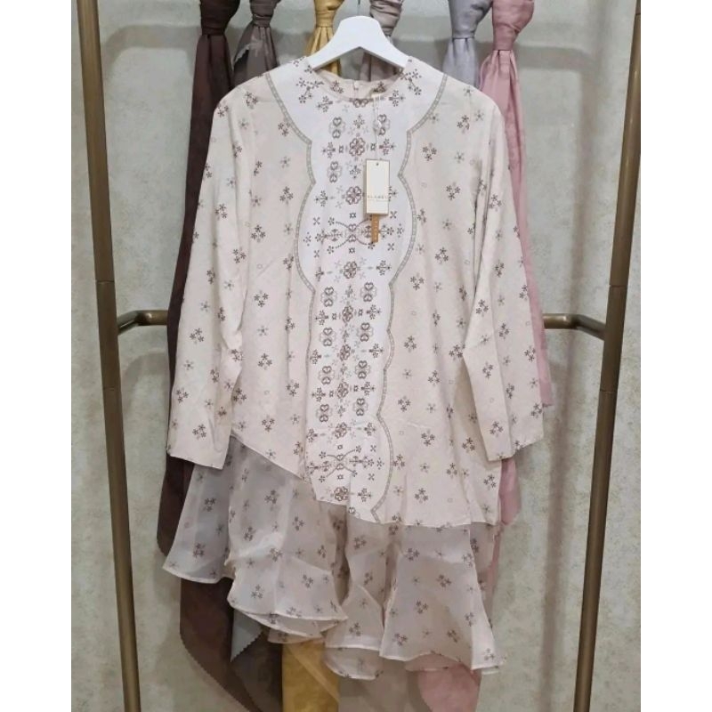 READY STOCK Pandai Sikek Klamby Tunic Ruffle with Embellishment Tunik Wearing Klamby WK Wearingklamb
