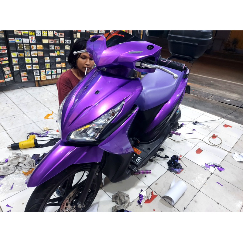 sticker skotlet motor ungu candy