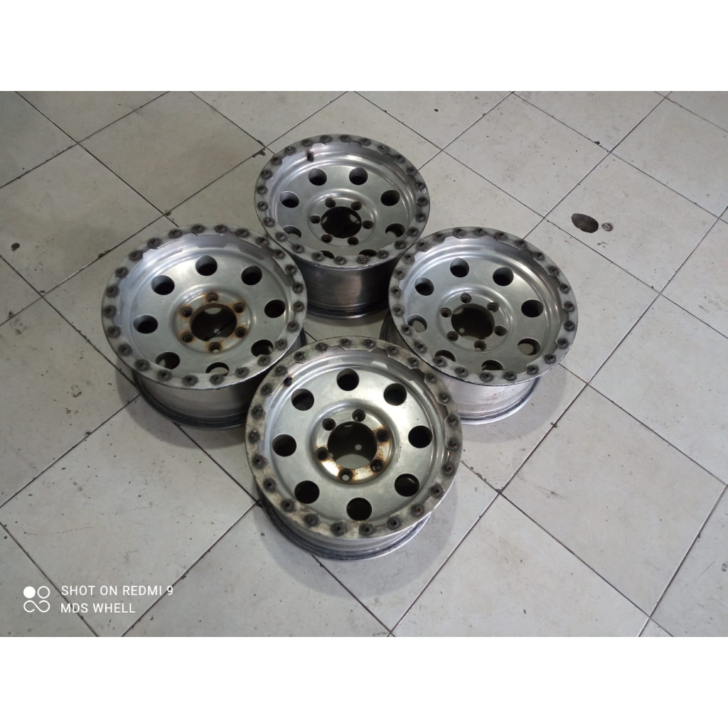 Velg Mobil Bekas Ring 16 Lebar Velg 8 Lobang Baut 6x139,7 Et0 Velg Mc Tomson Bekas Ring 16 Buat Mobi