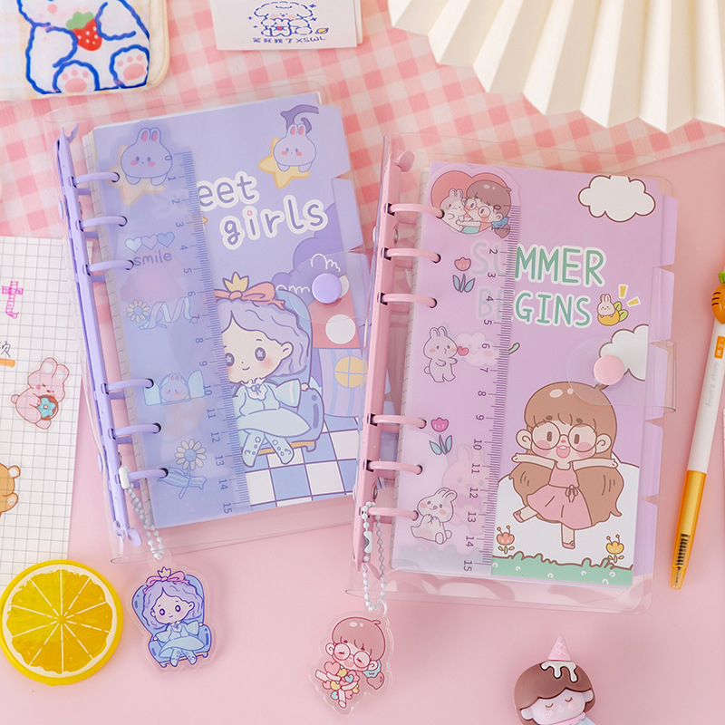

Buku binder A6 isi kertas 100 lembar Korean cute girl PVC clear cover 6 ring Buku catatan isi ulang loose-leaf Binder bahan cover silikon transparan Jurnal wisatawan DIY scrapbook Daily planner Spiral Notebook Aesthetic Lucu Unik Murah Alat tulis anak