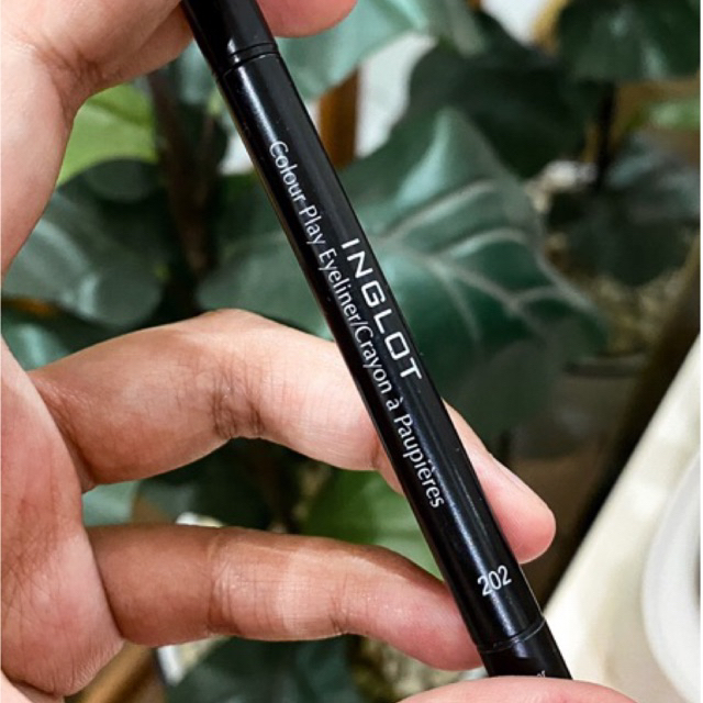 preloved INGLOT Colour Play Eyeliner with sharpener - eyeliner warna warni pink
