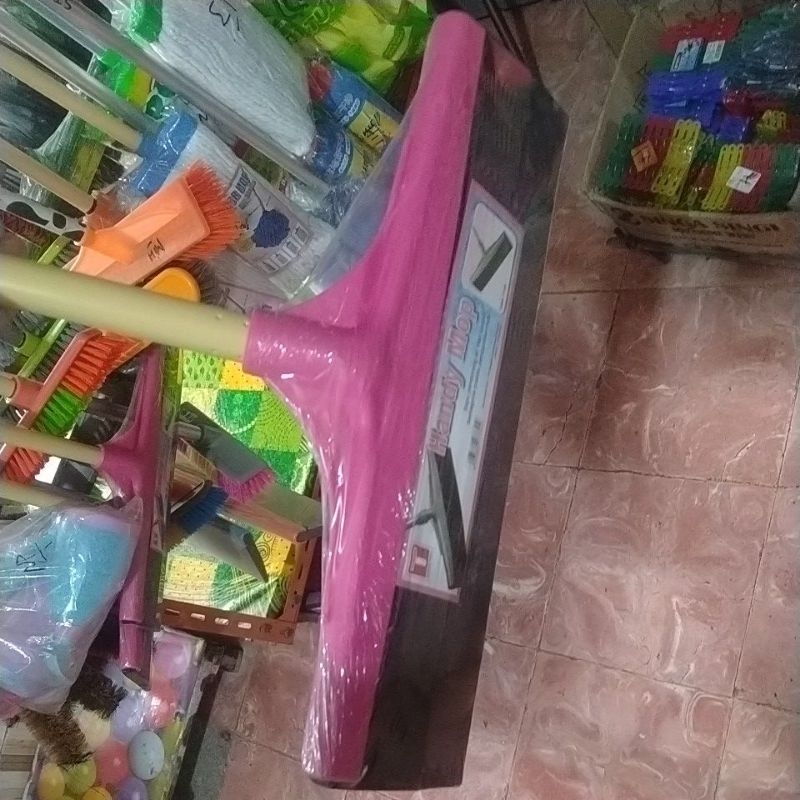 Sapu dorongan air TORINA