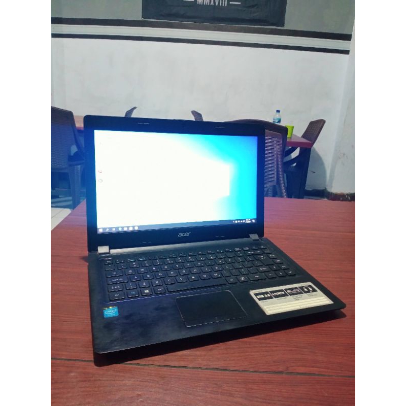 Laptop Acer Z1401 Normal