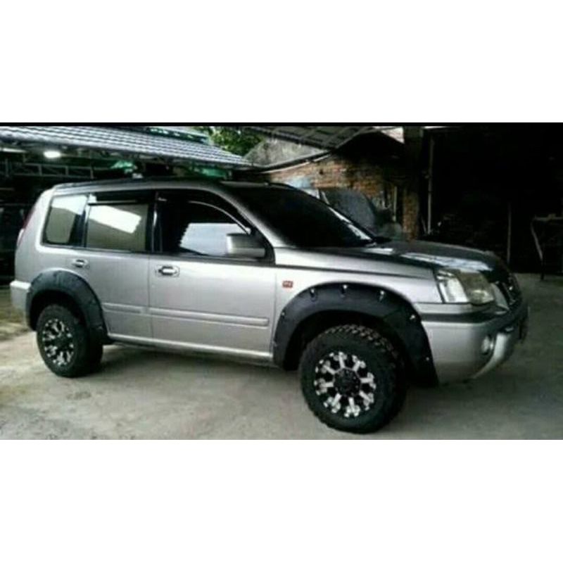 over fender nisan Xtrail T30