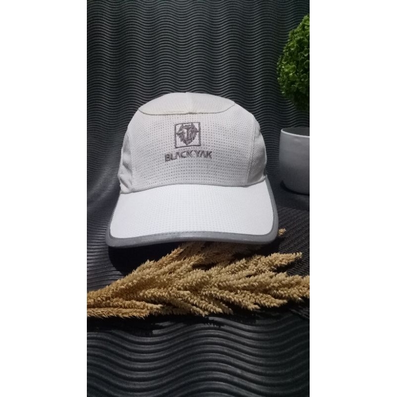 Topi Blackyak second