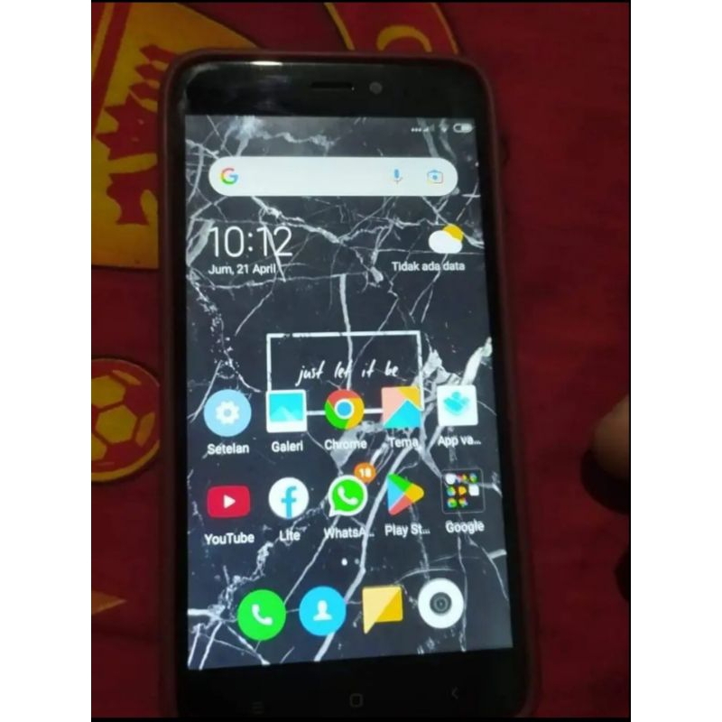 Redmi 4x ram 2/16,hp+charger+tg+chase.