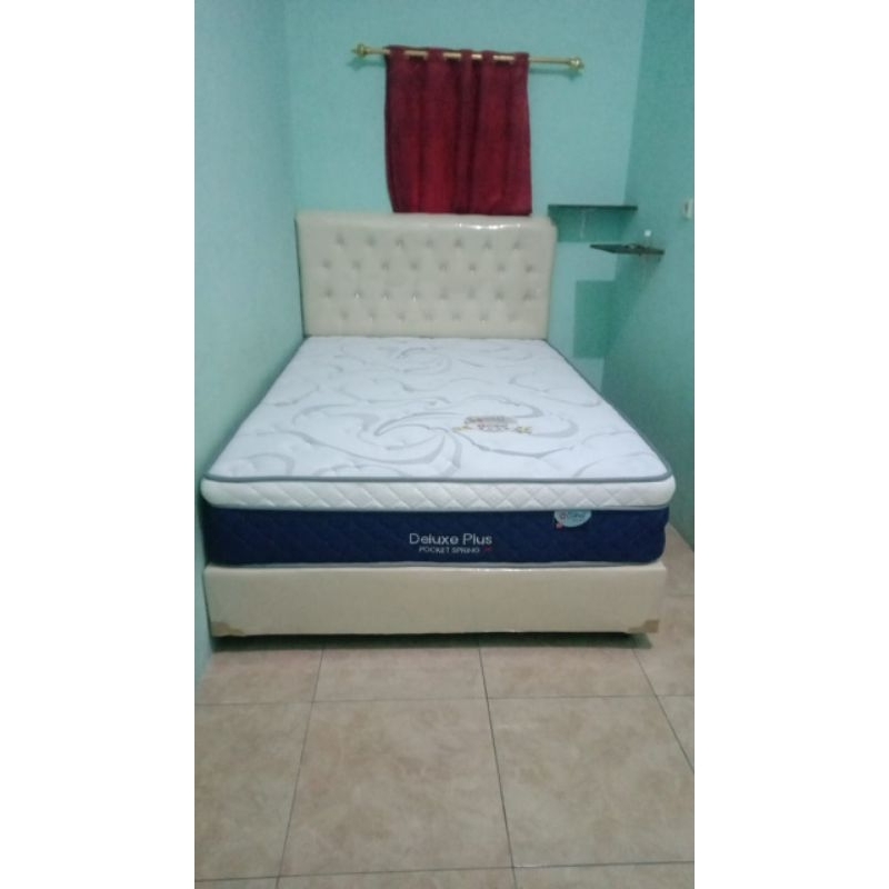 Divan+sandaran dipaan tempat tidur minimalis