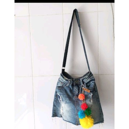 tas jeans|tas unik|tas wanita|sling bag|tas selempang|tas selempang wanita|tas bahan jeans|tas jins|