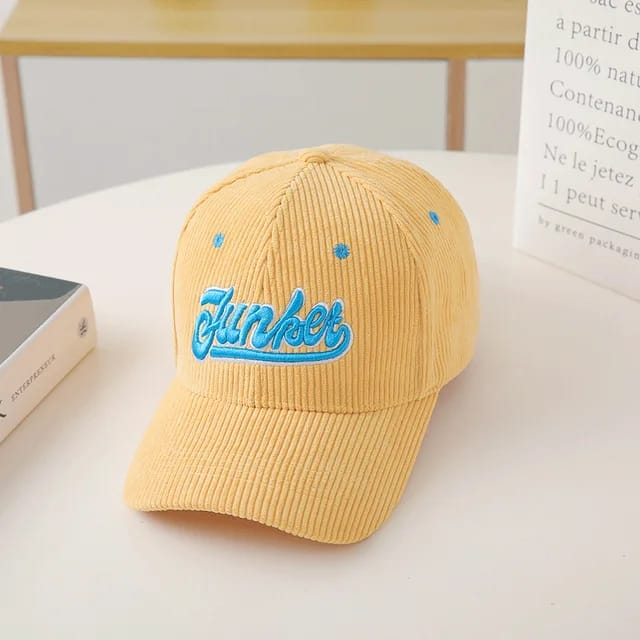 TOPI YANG LAFI POPULER Topi  Caps Corduroy  Topi Baseball Pria Wanita Bahan Corduroi