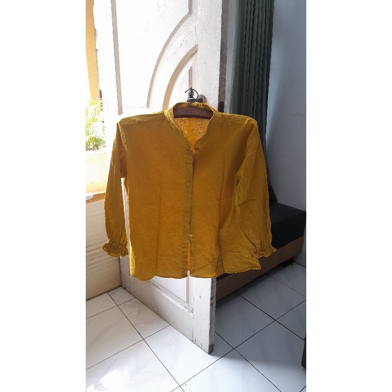 Kemeja mustard