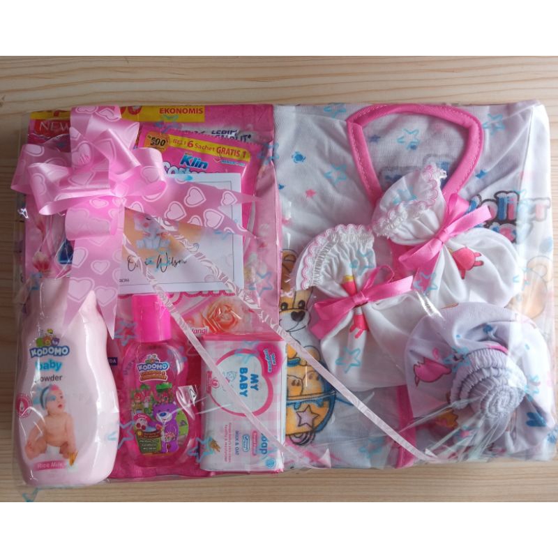 Parsel bayi murah lengkap perempuan dan laki laki
