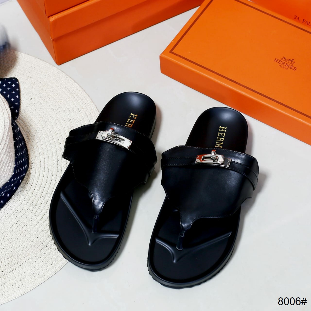 8006 Buckle Sandals