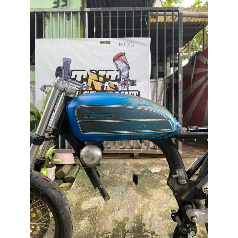 Tangki CB 125 sultan cat bladus tangki sultan cat bladus/cat model ori