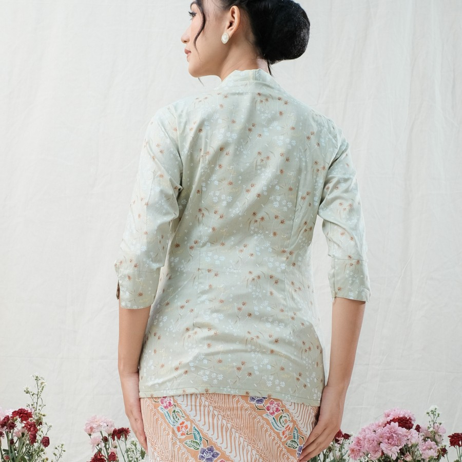 Kebaya Kutubaru Kalina Lengan 7/8 Meradelima Katun Hijau Sage Muda