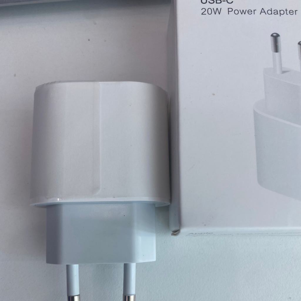 ADAPTOR 18 Watt / 20 Watt FAST CHARGING USB C / CHARGER - Adapter - Batok - Kepala - kepala Charger - Kepala Casan - Charger