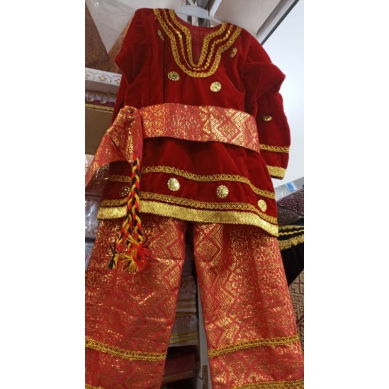 baju merah basiba anak khas bukittinggi